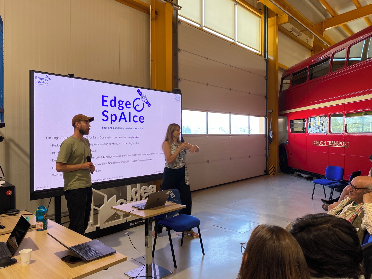 Sioni Summers from Edge SpAIce and Paola Catapano from Polarquest Association speaking at the event (Image: CERN)