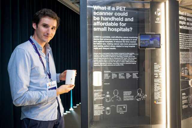 A second student technology prototype on display at the conference, LUMO, was designed to help cancer patients get access to imaging scans more quickly. (Image: CERN)